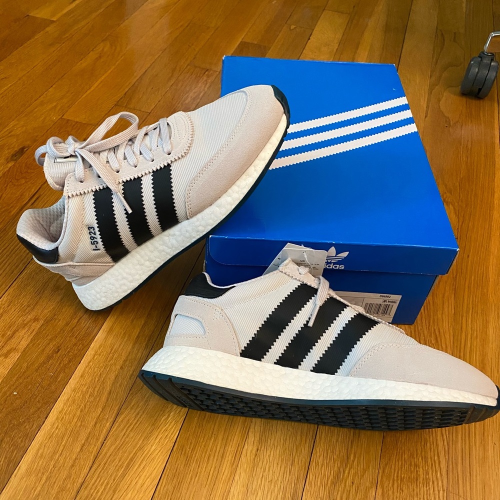 Men’s adidas runner, chalk white/core black